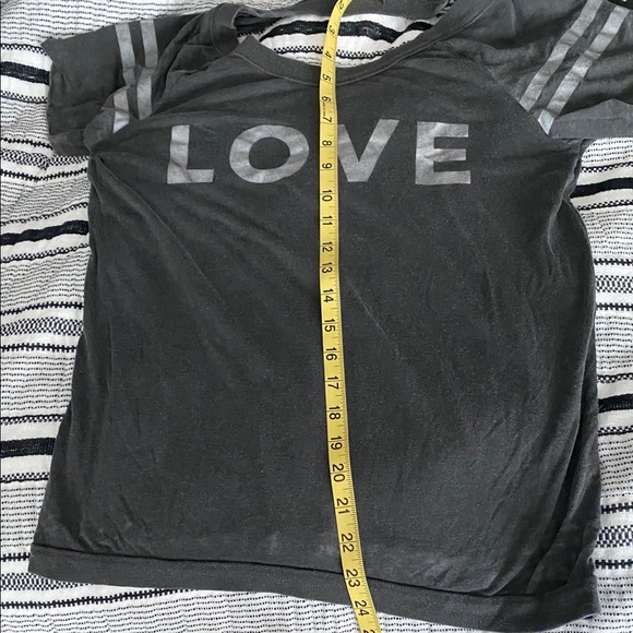 CHASER LOVE CUT-OUT GRAPHIC T-SHIRT TOP NWT S & M - Picture 14 of 14
